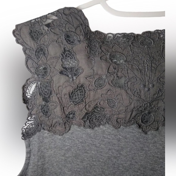 Comfortable Wide Strap Gray Lace Trim Top - Picture 1 of 7